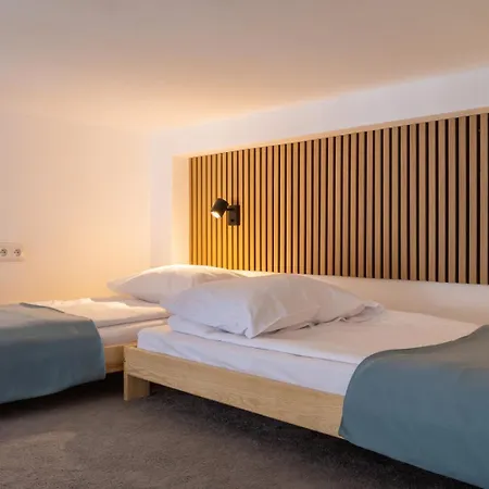 Klimatyczny Z Antresola W Kamienicy 华沙