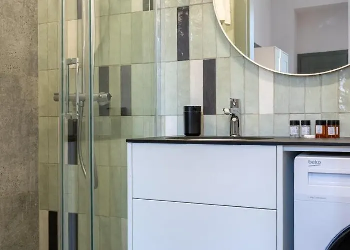 Klimatyczny Z Antresola W Kamienicy Appartement