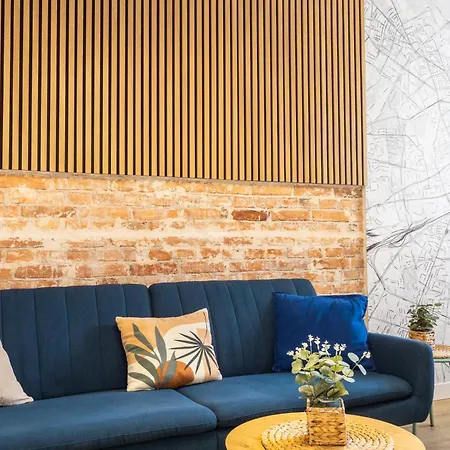 Apartment Klimatyczny Z Antresola W Kamienicy Warsaw