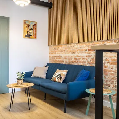 Klimatyczny Z Antresola W Kamienicy